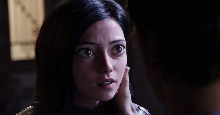 e9fc112a4f6ddb011602313b686edddc68-11-alita-battle-angel.rsocial.w1200-768x403 Alita: Battle Angel Review – A Stunning Cyberpunk Journey